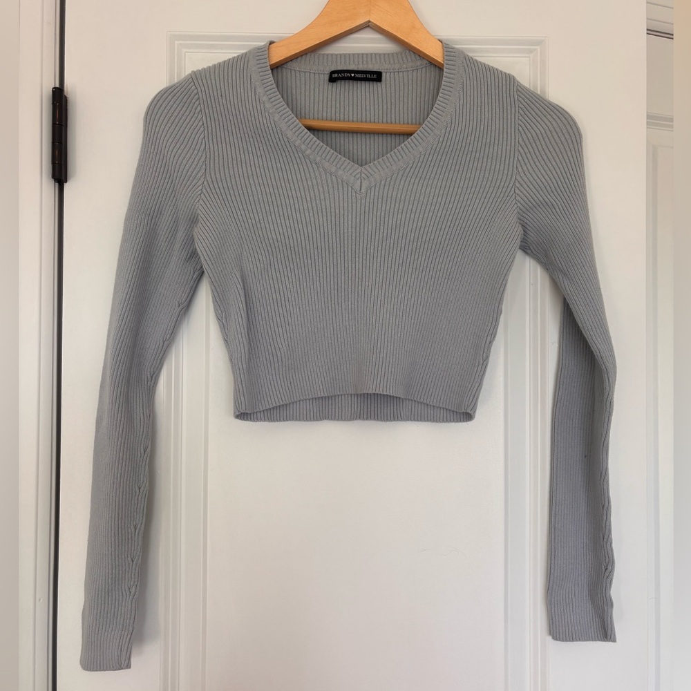 Brandy Melville Gray Ribbed Cropped Sweater Top / One Size (Small)